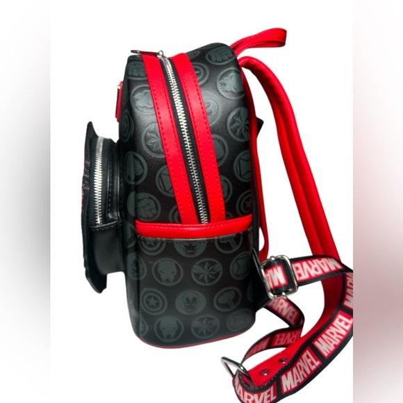 Loungefly Marvel Avengers 60th Anniversary Glow in The Dark Mini-Backpack NWT. - Picture 6 of 12
